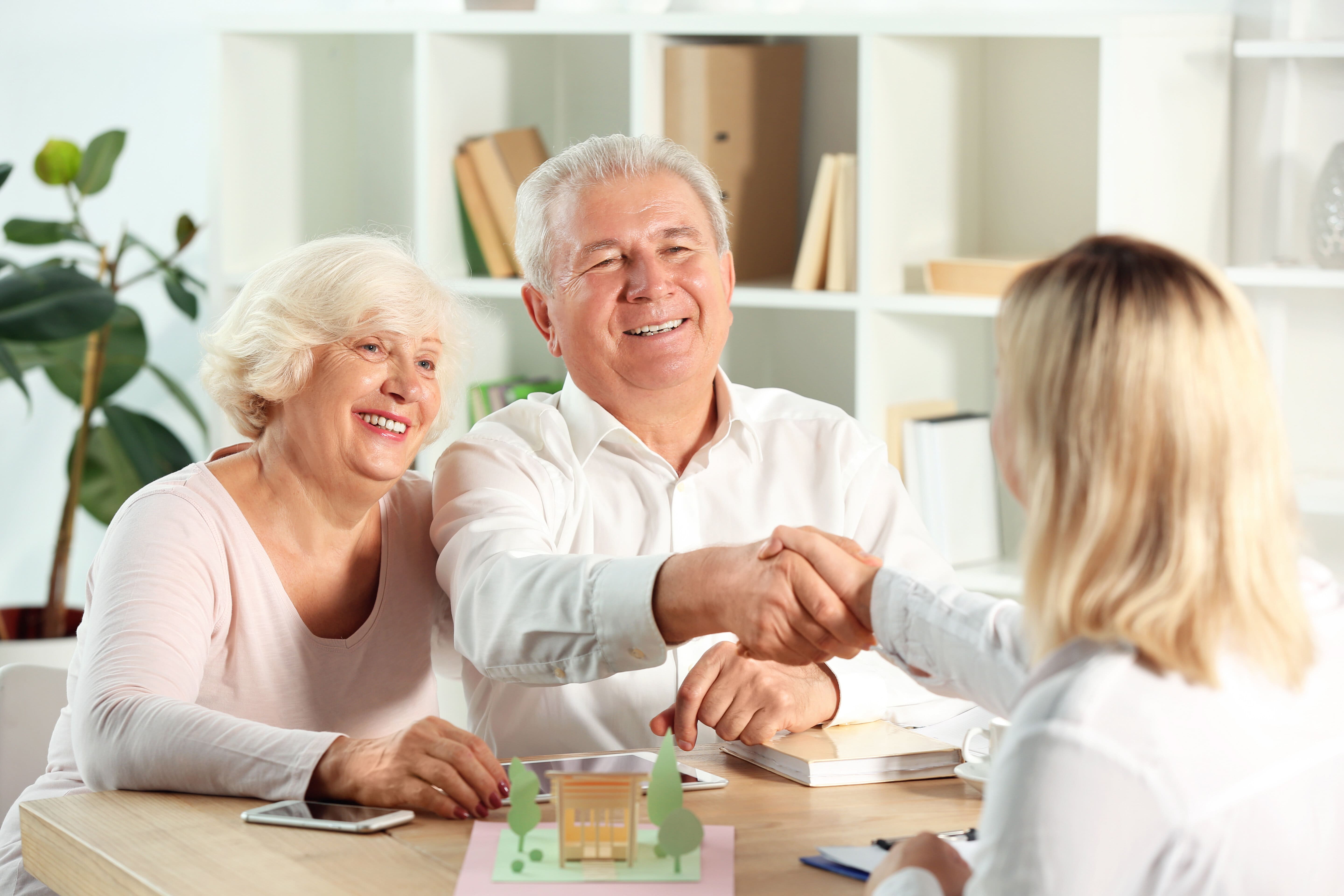 Viager et nue-propriété, la bonne option pour investir dans l'immobilier et préparer sa retraite